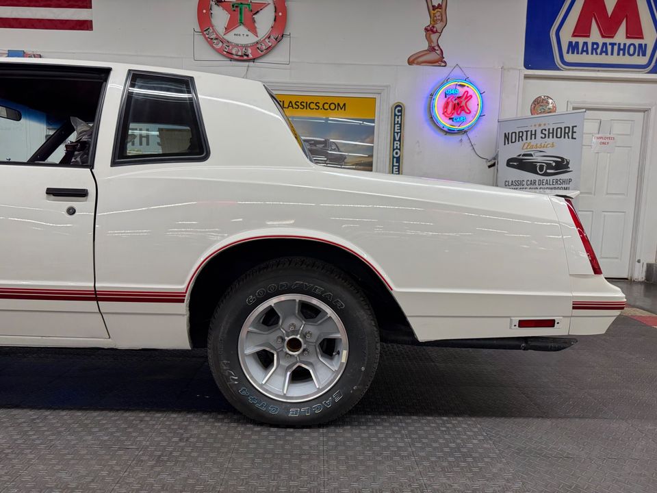 1988 Chevrolet Monte Carlo