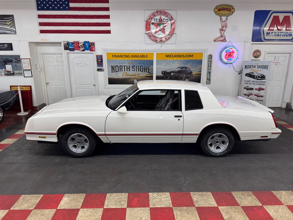 1988 Chevrolet Monte Carlo