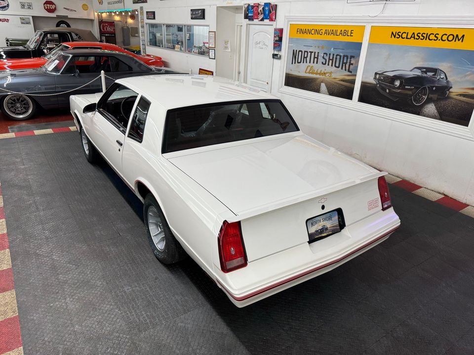 1988 Chevrolet Monte Carlo