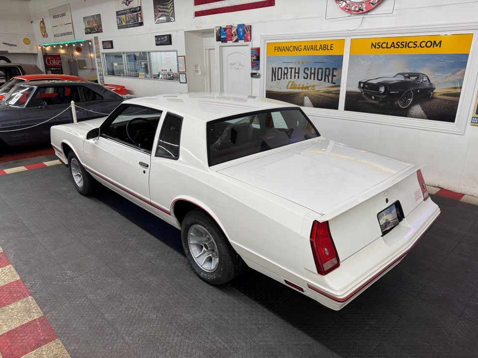 1988 Chevrolet Monte Carlo