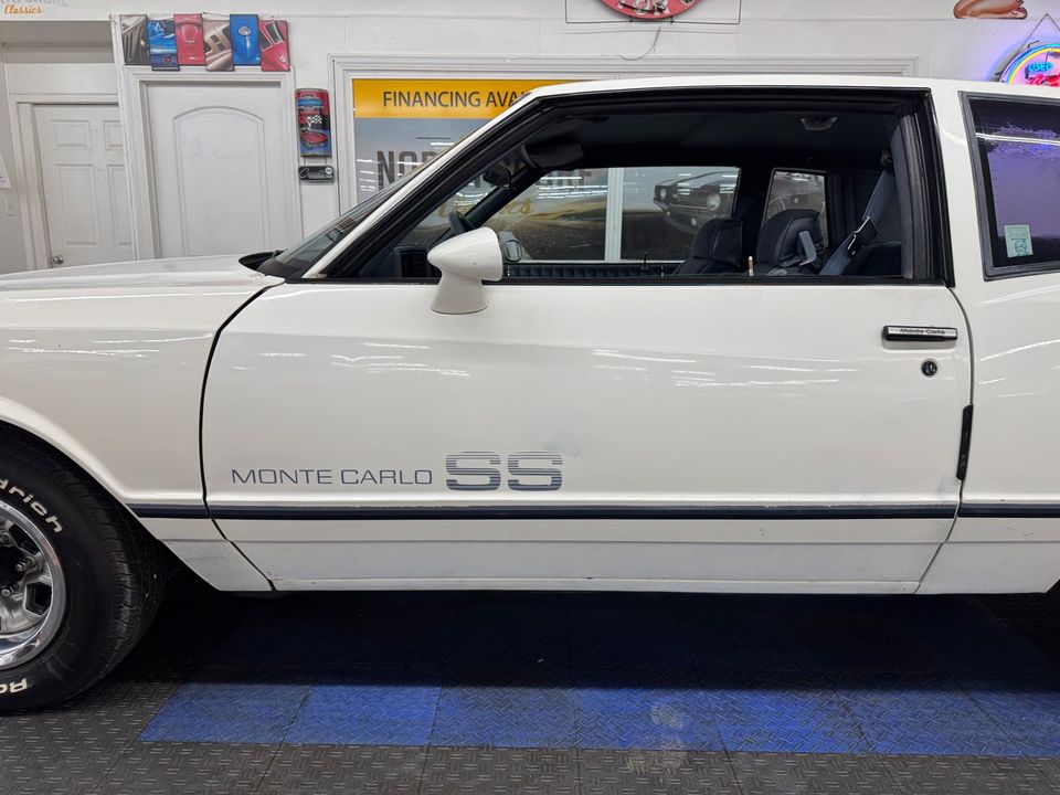 1984 Chevrolet Monte Carlo