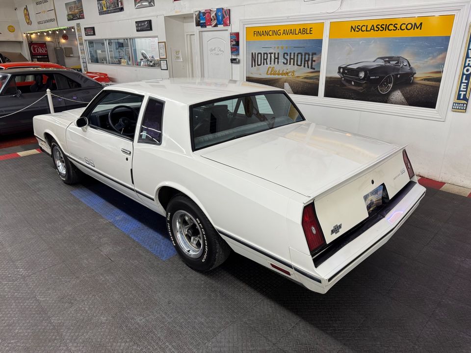 1984 Chevrolet Monte Carlo