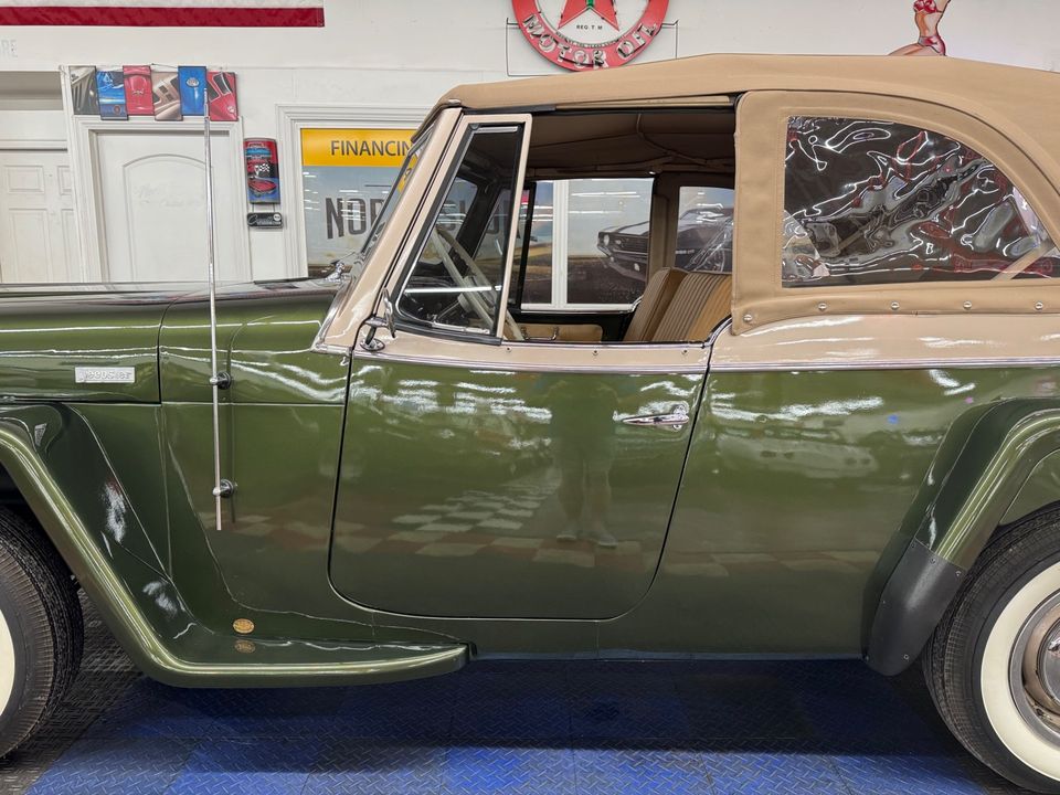 1951 Willys Jeepster