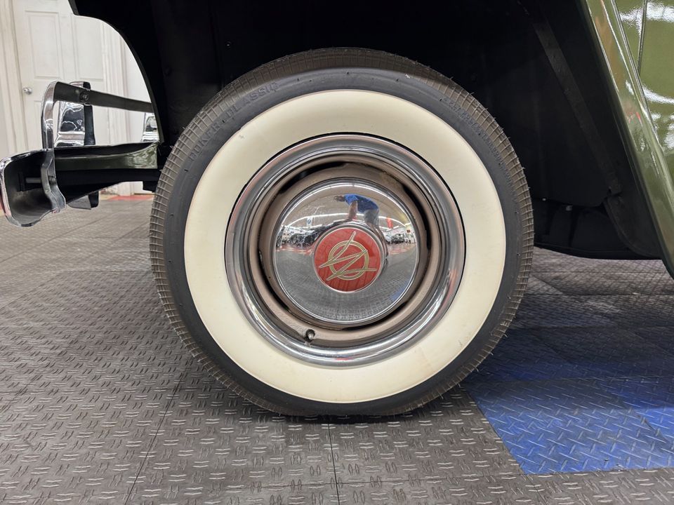 1951 Willys Jeepster