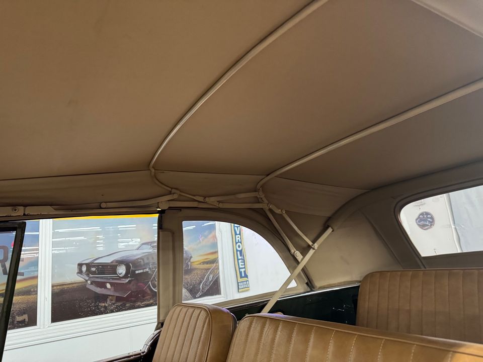 1951 Willys Jeepster