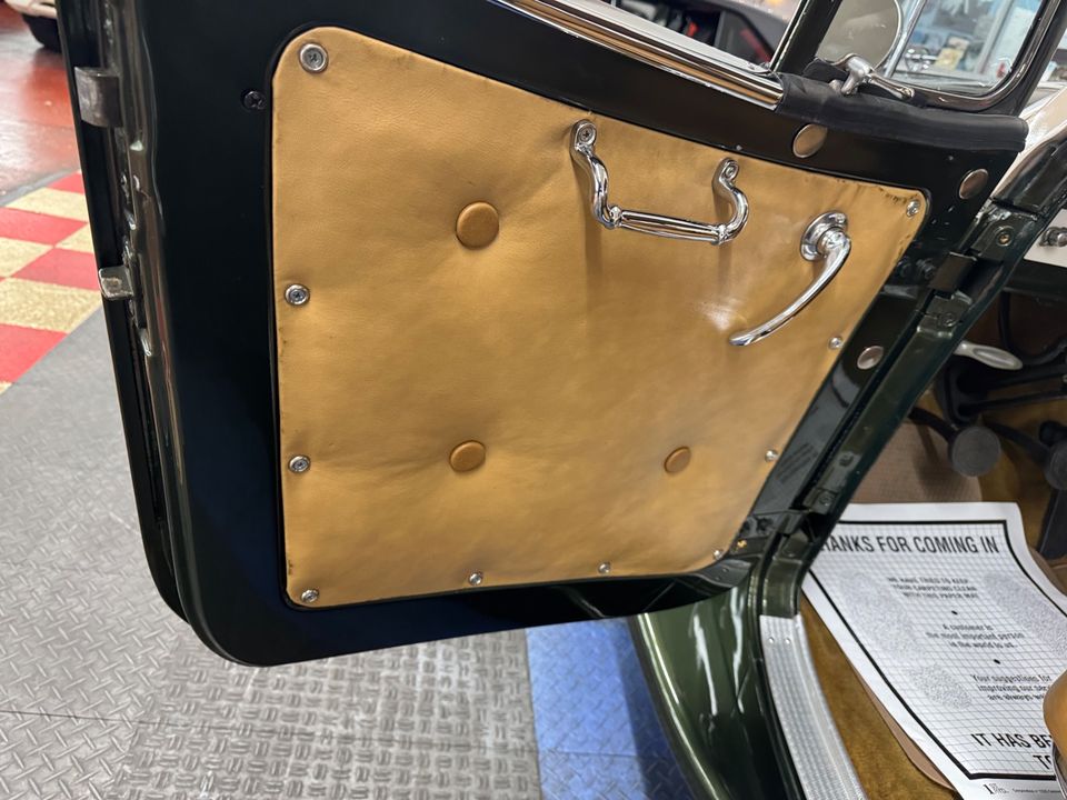 1951 Willys Jeepster