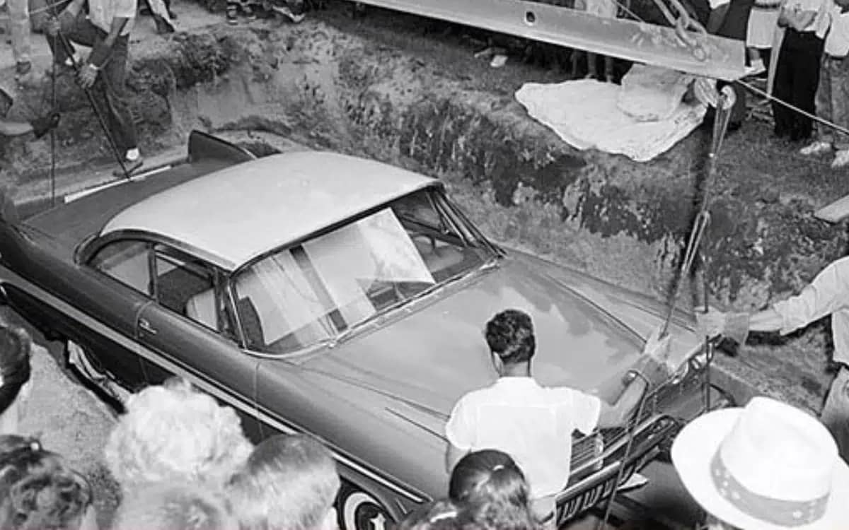 plymouth-belvedere-was-buried-in-oklahoma-50-years
