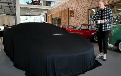 Man who bought his dream Ferrari blind embarked on seven month restoration journey with beautiful result