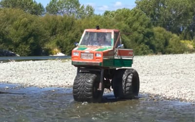 Man who converted the beam.ng Ibishu Pigeon car into the tiniest monster truck attempts to drive it