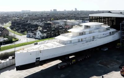 Secret 263-foot superyacht has a beach club so big even billionaires would approve