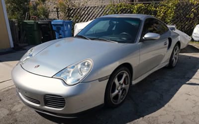 Man buys cheapest manual Porsche 911 Turbo in the US from Facebook Marketplace, shares what really impressed him