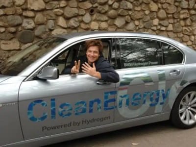 BMW once loaned Jason Bateman a hydrogen-powered 7 Series that felt like a luxury time machine