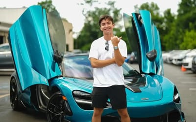 20-year-old flies from Miami to New Jersey to buy a rare McLaren 720S, he's never driven a supercar before