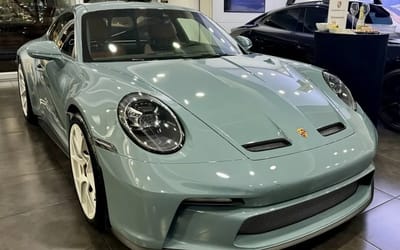 Collector picks up rare one-of-a-kind Porsche 911, only to find out there's another with the same serial number