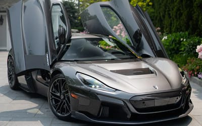 This Rimac Nevera lap makes fast BMW's and Porsches look embarrassingly slow