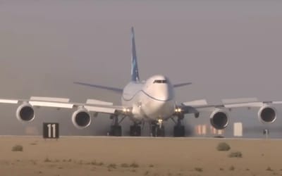 boeing-demonstrates-rigorous-test-pilot-slams-on-the-brakes-while-going-at-200mph
