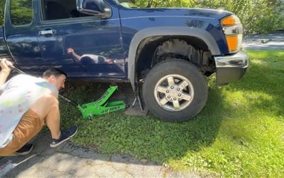 Chevrolet Colorado owners figured out a $300 hack to get Hummer-level off-road performance