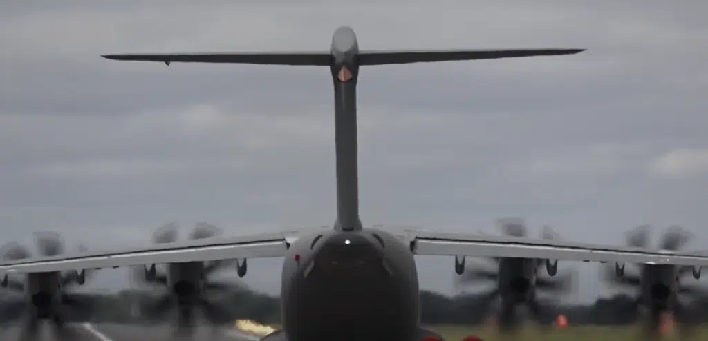 Airbus A400M stuns crowd as it takes off at 'angle that shouldn't be possible'