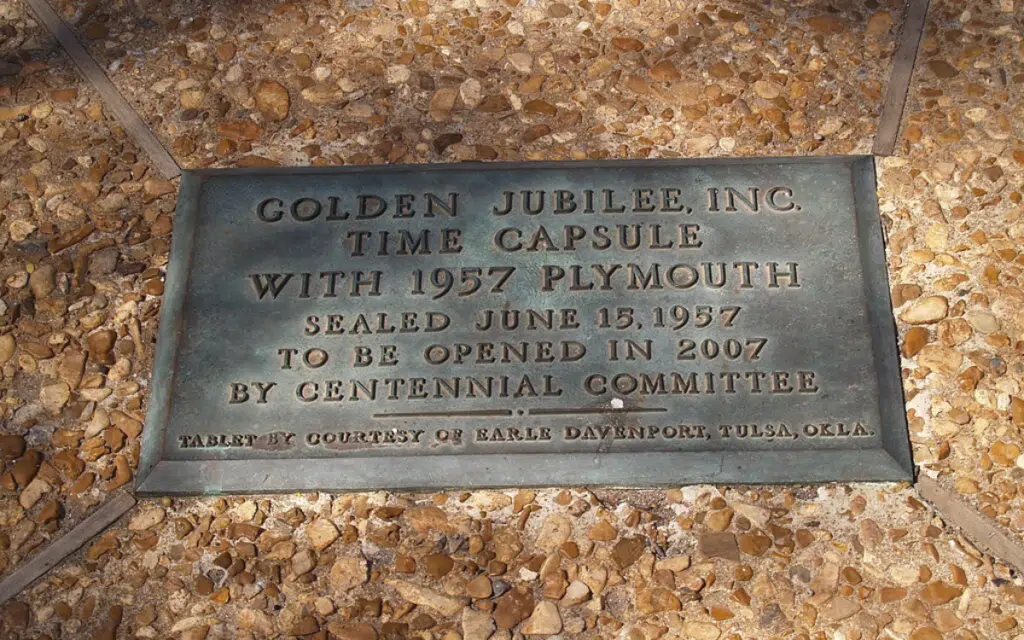 Back in the 1950s, a Plymouth Belvedere was buried in Oklahoma as part of an unusual publicity stunt for the town of Tulsa 
