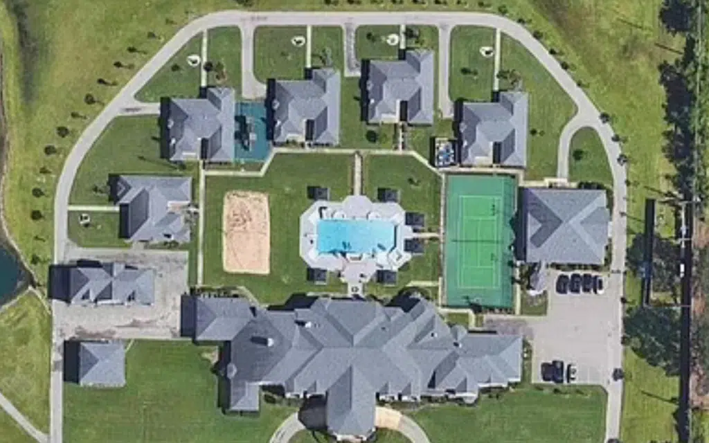 pastor’s $11M sprawling estate in Texas has six houses and more bathrooms than you can count