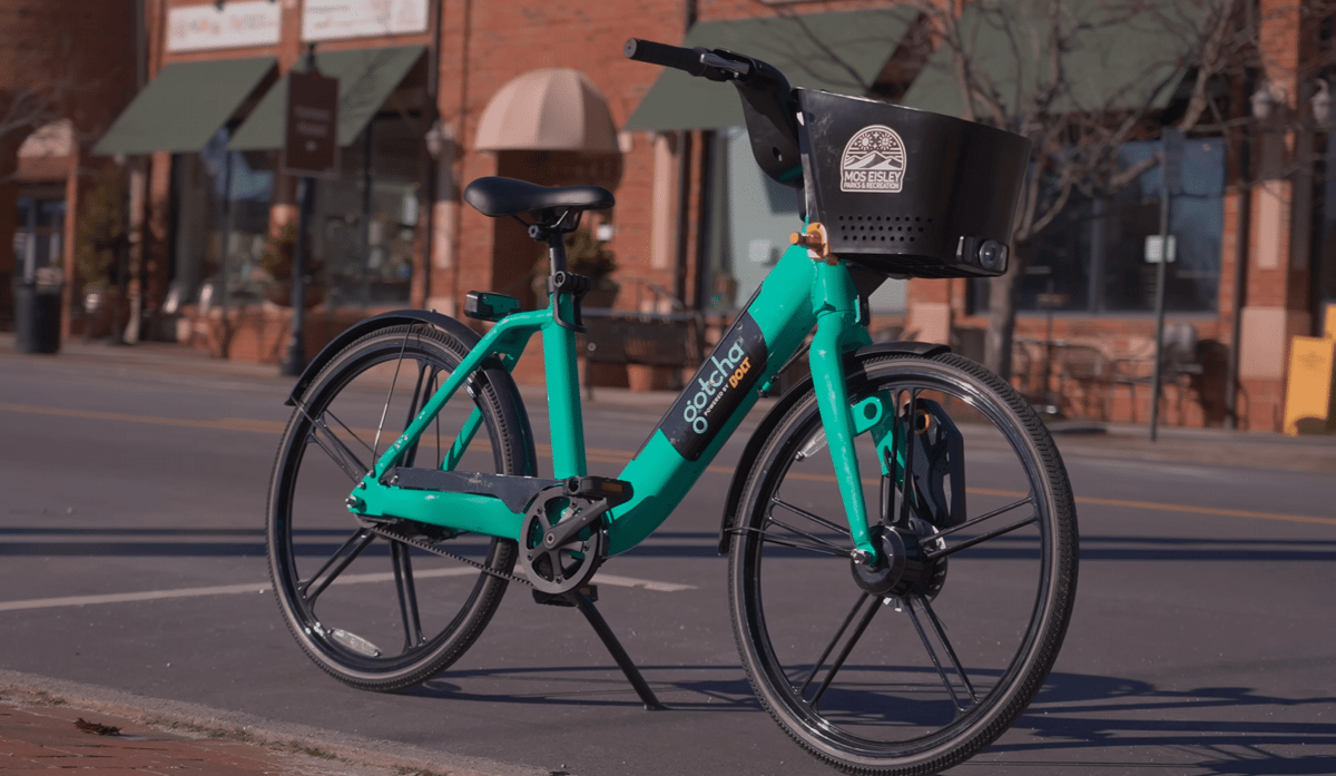 man-buys-bricked-pay-to-ride-e-bike-from-facebook-marketplace-for-75-to-try-and-jailbreak-it