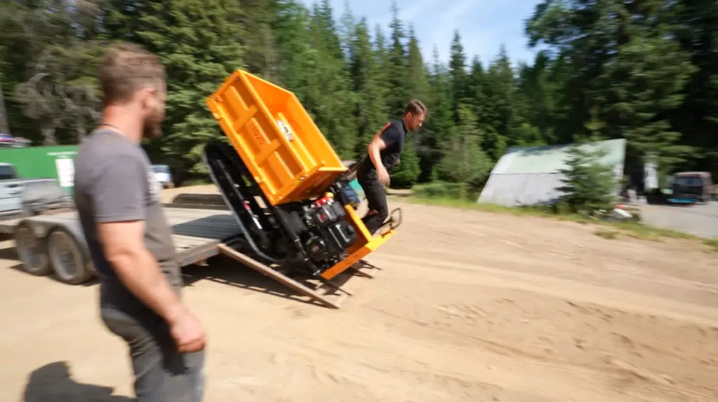 Idaho guys buy world's worst excavators from Temu to try reach camper at top of mountain