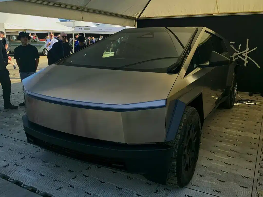 Utah CEO forced to sell Tesla Cybertruck after it wouldn't fit into his tiny parking spot