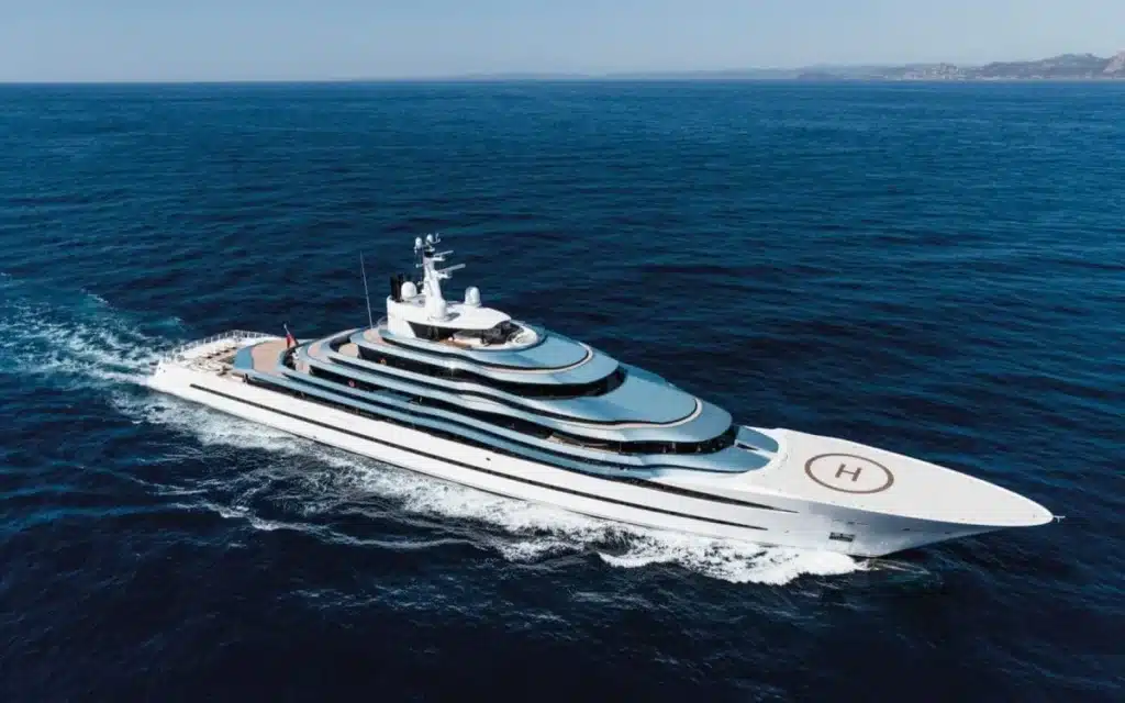 Walmart Billionairess heir, Nancy Walton Laurie, has leveled up her yacht game by landing a 361-foot $300M Qatari yacht from Oceanco
