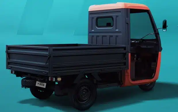 This is the new Fiat TRIS, a new tiny three-wheel pick-up EV inspired by an old icon